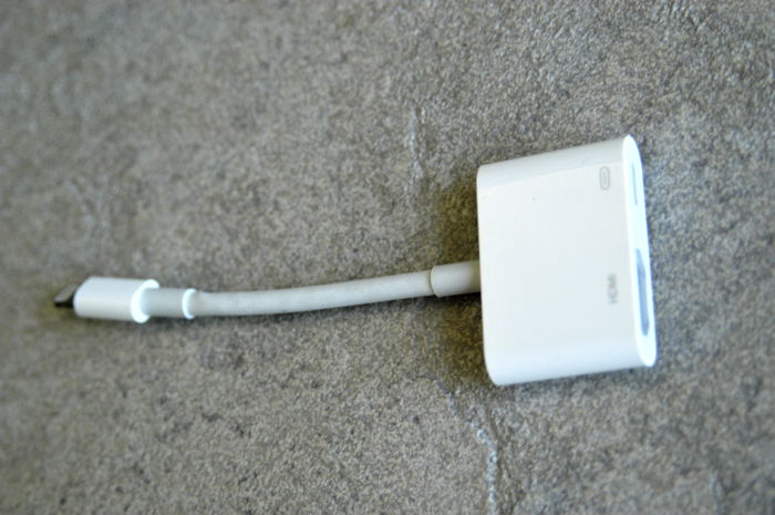 Apple  Lightning Digital AV Adapter Lightning to HDMI