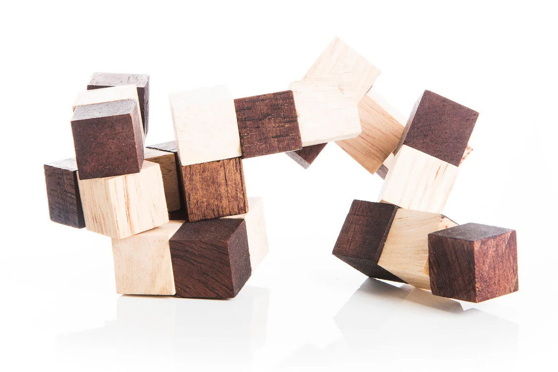 Wooden brain teaser puzzle gift box - 9 individual mechanical puzzle set in own box - Image 7