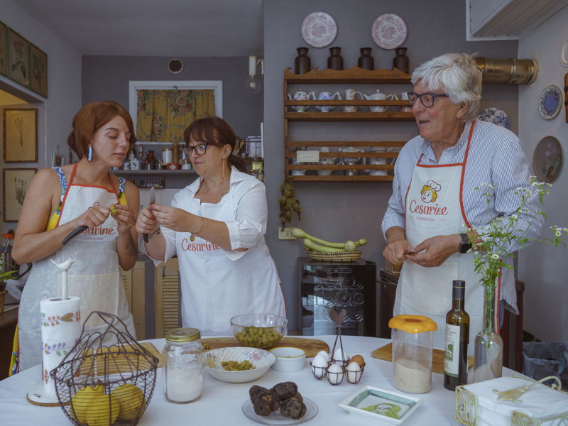 Corsi di cucina Villafranca d'Asti: Corso di cucina: olive ascolane fatte a mano