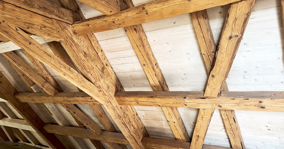 Dachstuhl professionell geplant und gebaut von der Zimmerei Buhl
