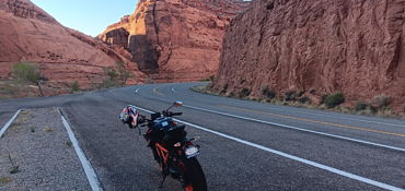 2023 KTM 1290 SUPER DUKE R EVO motorcycle for rent near Hanksville, UT