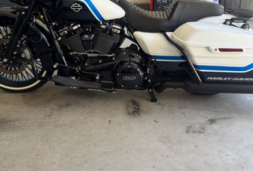 2021 HARLEY-DAVIDSON FLHX STREET GLIDE motorcycle for rent near Paramount, CA