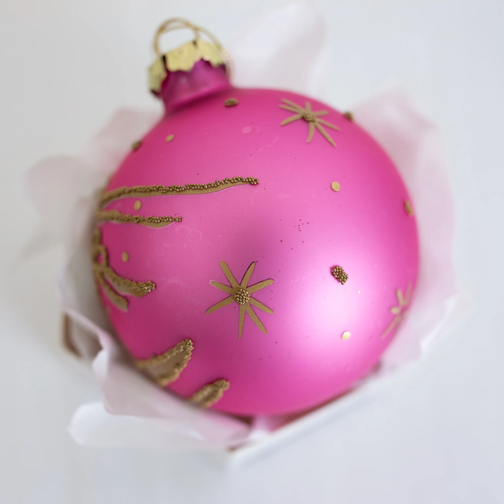 100mm Pink Hand Painted Santa with Trolley - Image 2