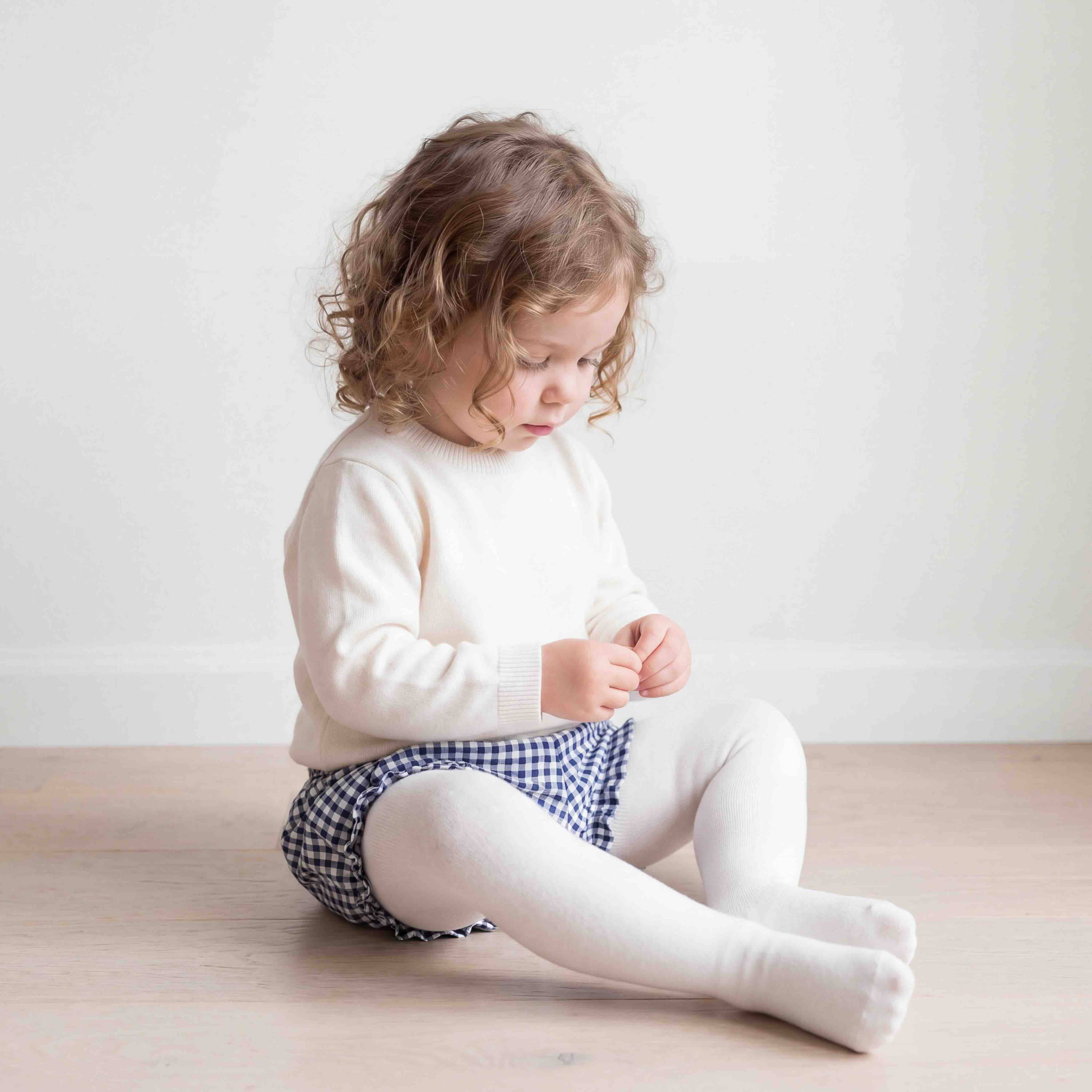 barboteuse bébé romper raffiné coeurs rouges pour bébé et enfant, en coton doux et bambou et respirant, certifié OEKO-TEX, idéal pour compléter une tenue d’enfant chic et confortable