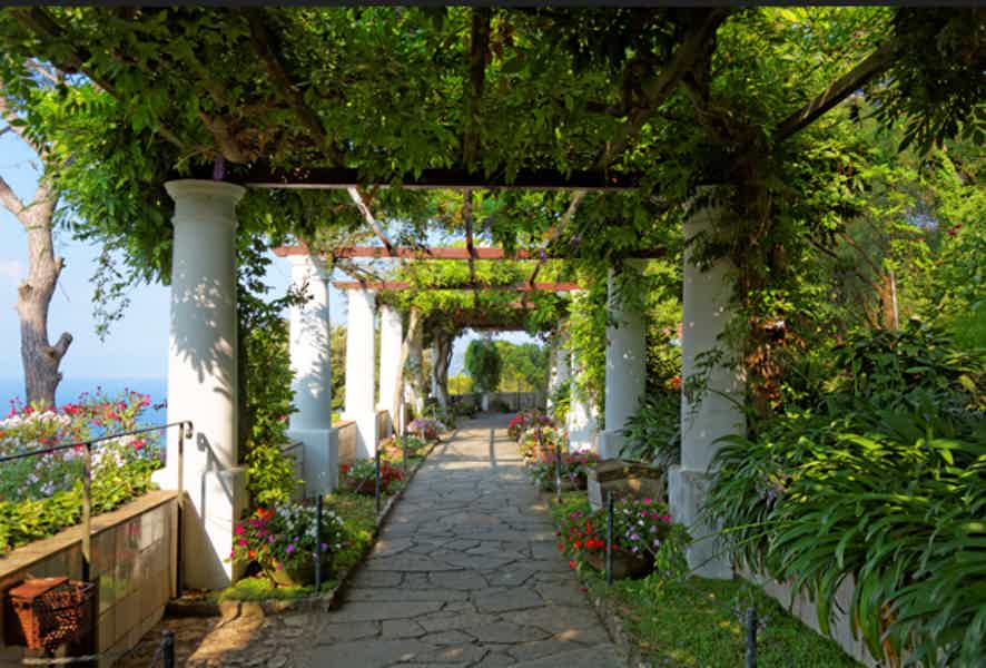 From Naples: Capri and Blue Grotto Day Tour - photo 5