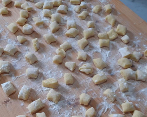 Cooking classes Spoleto: Artisanal gnocchi with red potato from Colfiorito