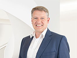  Emden
- Holger Blesene
