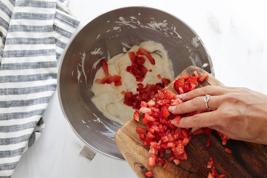 Strawberry Cheesecake Fat Bombs