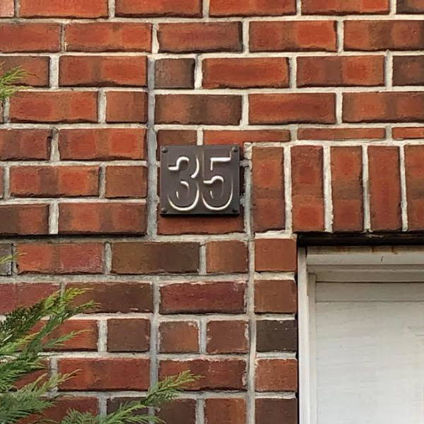 Illuminated address numbers 11