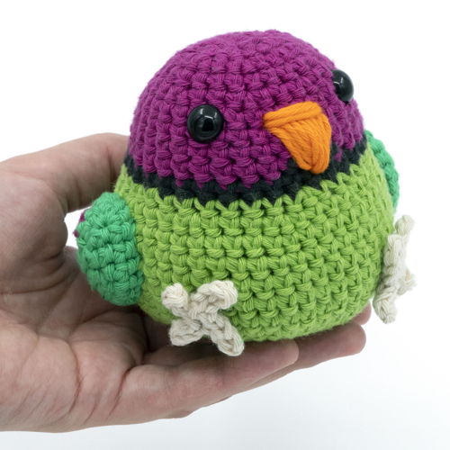 Amigurumi Plum-headed Parakeet