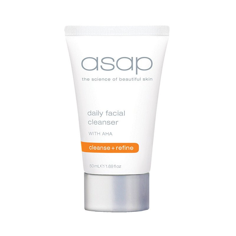 DAILY FACIAL CLEANSER 50ml "Clearance"