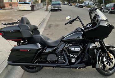 2021 HARLEY-DAVIDSON ROAD GLIDE LIMITED motorcycle for rent near SAN LEANDRO, CA