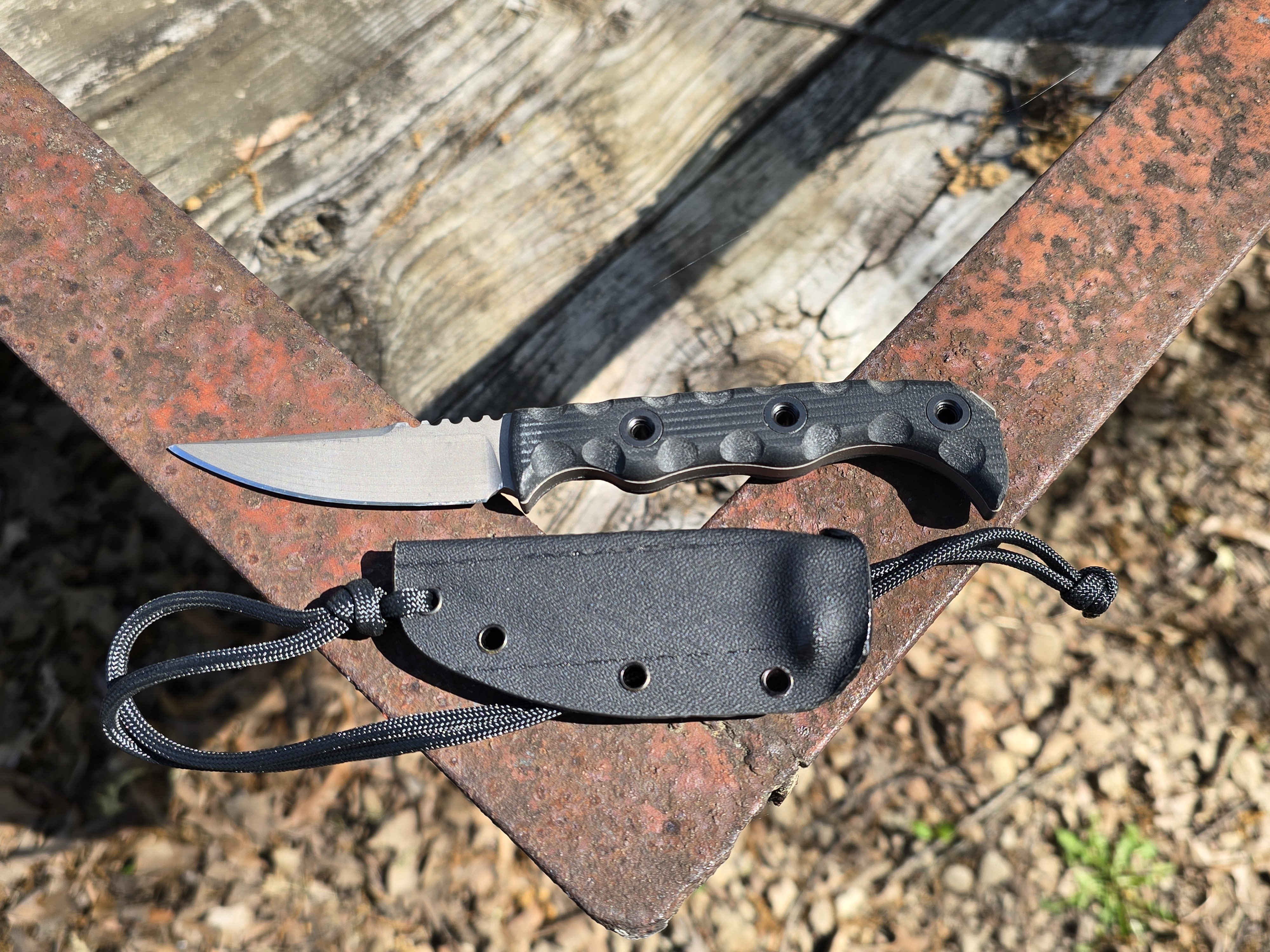 Blem grips on a blem 004 with a sheath i made for it – by Alex
