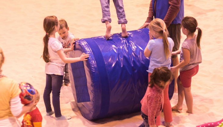 blue beach kinder und animation