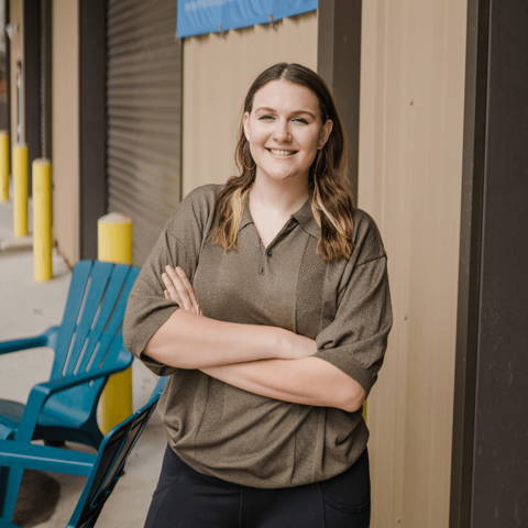 Ashlyn Lewis, in charge of roastery operations at alma coffee