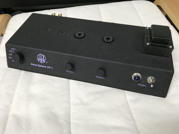 Atma-Sphere UV-1 With MM phono and line stage
