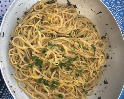 Corsi di cucina Messina: Cooking class vista mare, tra pasta fresca e tiramisù