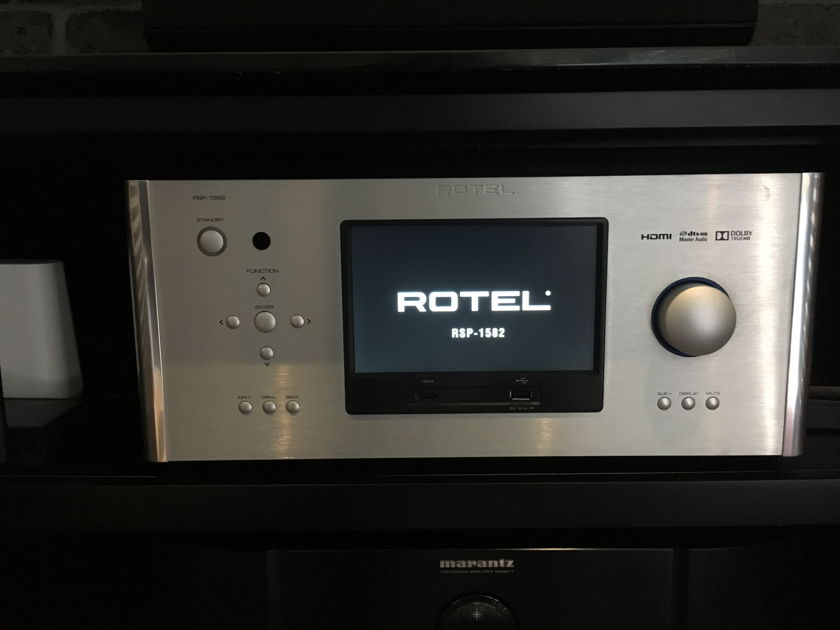 Rotel RSP-1582