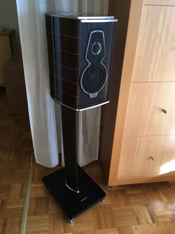 Sonus Faber Guaneri Tradition with Stands as New (Oct 2...