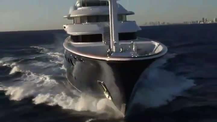 cakewalk yacht owner