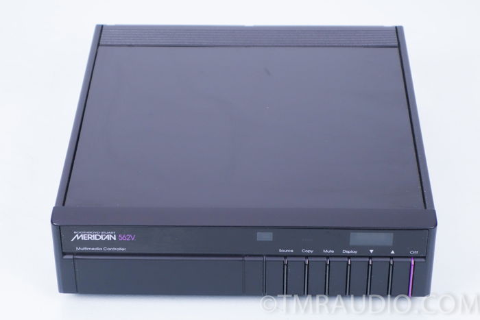 Meridian  562V  Multimedia Controller / Preamplifier / ...