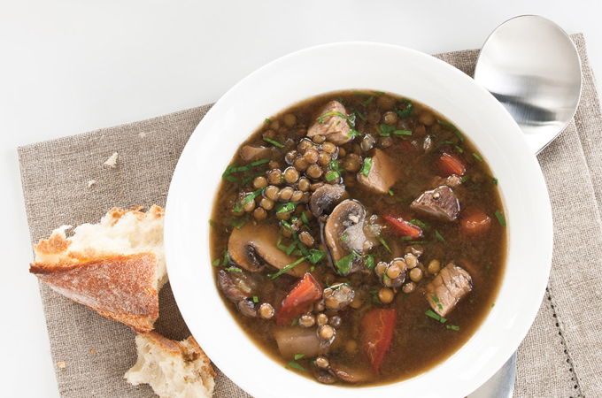 Soupe-repas épicée aux lentilles et au boeuf