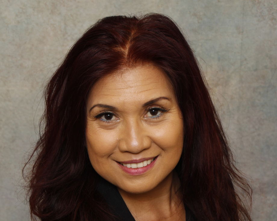 Mrs. Gina Flores, Opening Manager