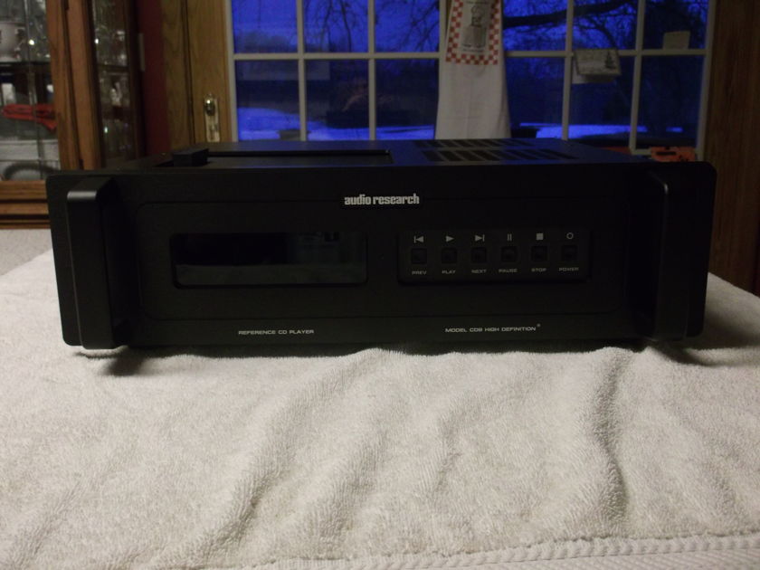 AUDIO RESEARCH REFERENCE CD8--CD PLAYER BLACK