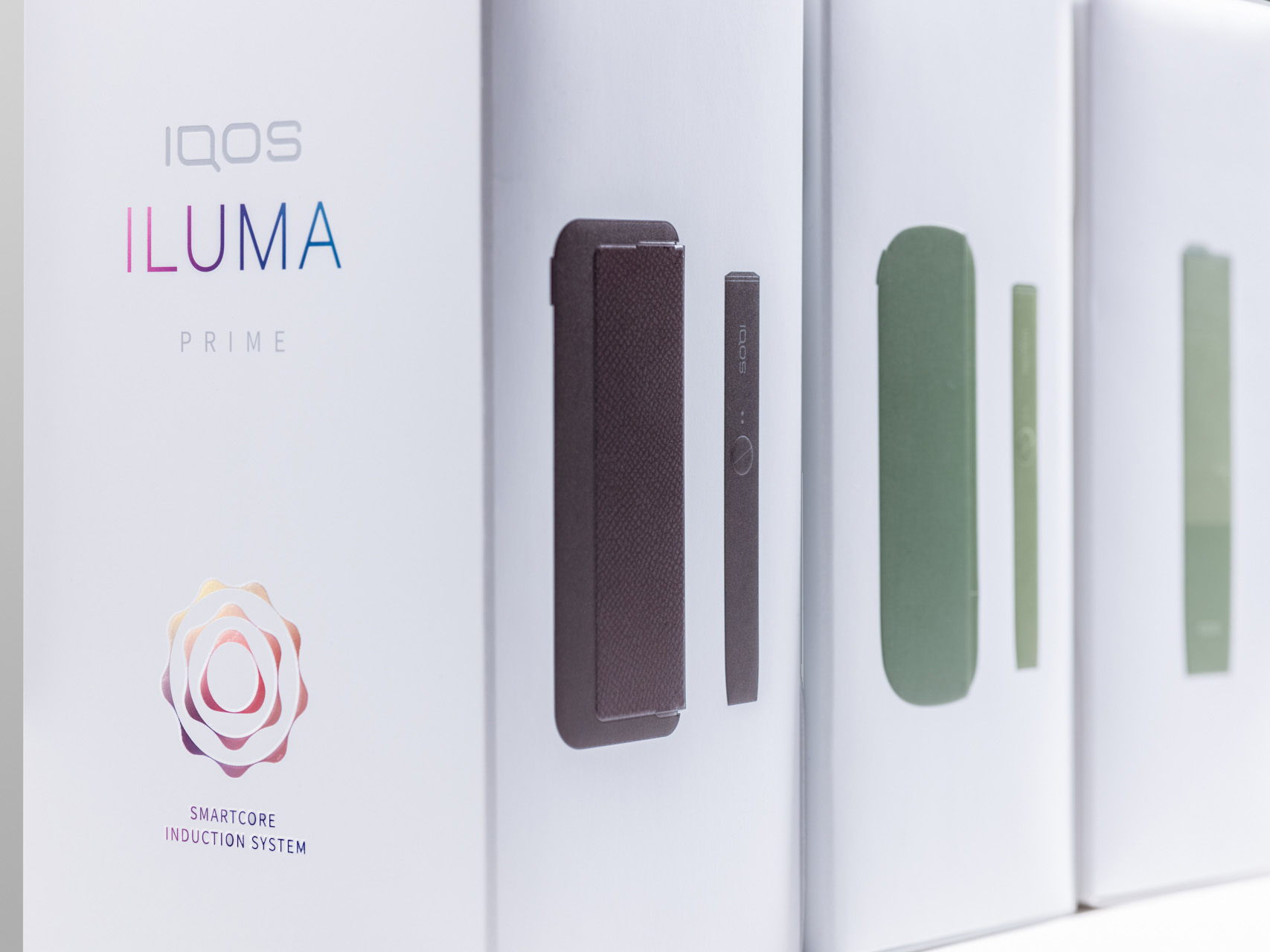 IQOS Iluma Contemporizes Heated Tobacco Packaging | Dieline
