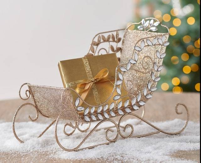 outdoor decoration nutcrackers with wreath and candy cane