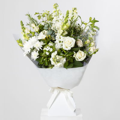 Neutral Bouquet In Water Filled Box