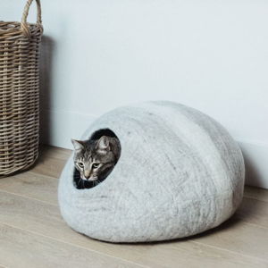 MAU Horizon Large Wool Felt Cave Cat Bed, Light Gray