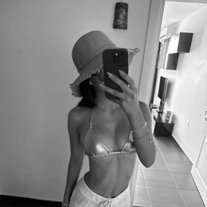 Kiara 🐈‍⬛'s avatar