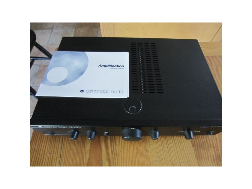Cambridge Audio A300  Integrated Amp