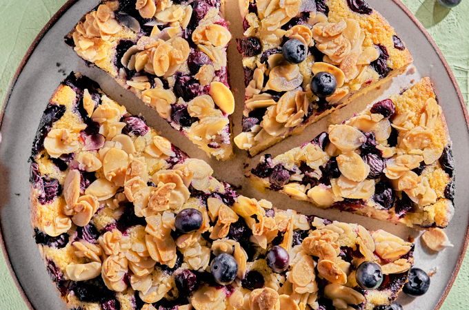 Gâteau aux amandes et aux bleuets