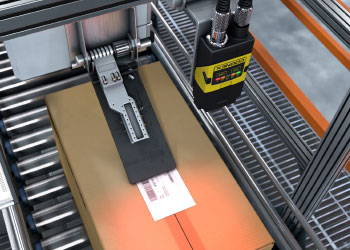 Printing and Applying Internal Tracking Labels
