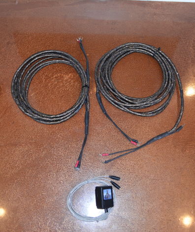 Synergistic Research Tesla Accelerator  Speaker Cables ...
