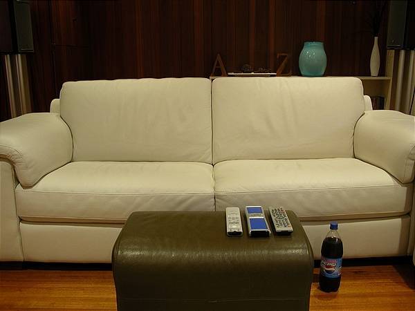 Listening sofa