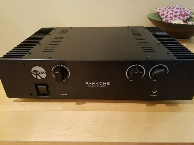 Portal Audio Panache Integrated Amp with first-class He...