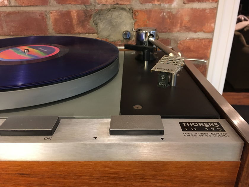 Thorens TD-125 Classic Turntable in Perfect Working Condition