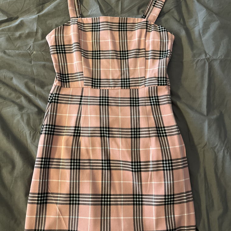 Pinkes, kurzes Kleid von H&M