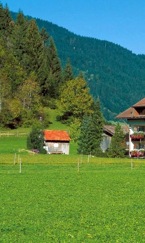 Blick auf die Alpensonne 2000 in Pfronten im Sommer