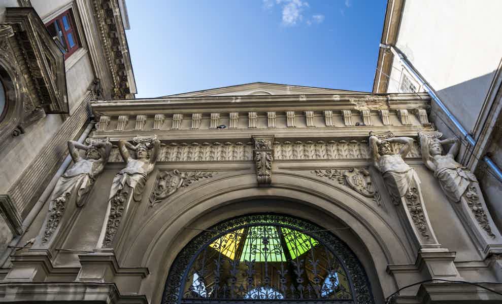 Bucharest Highlights Walking Tour - photo 3