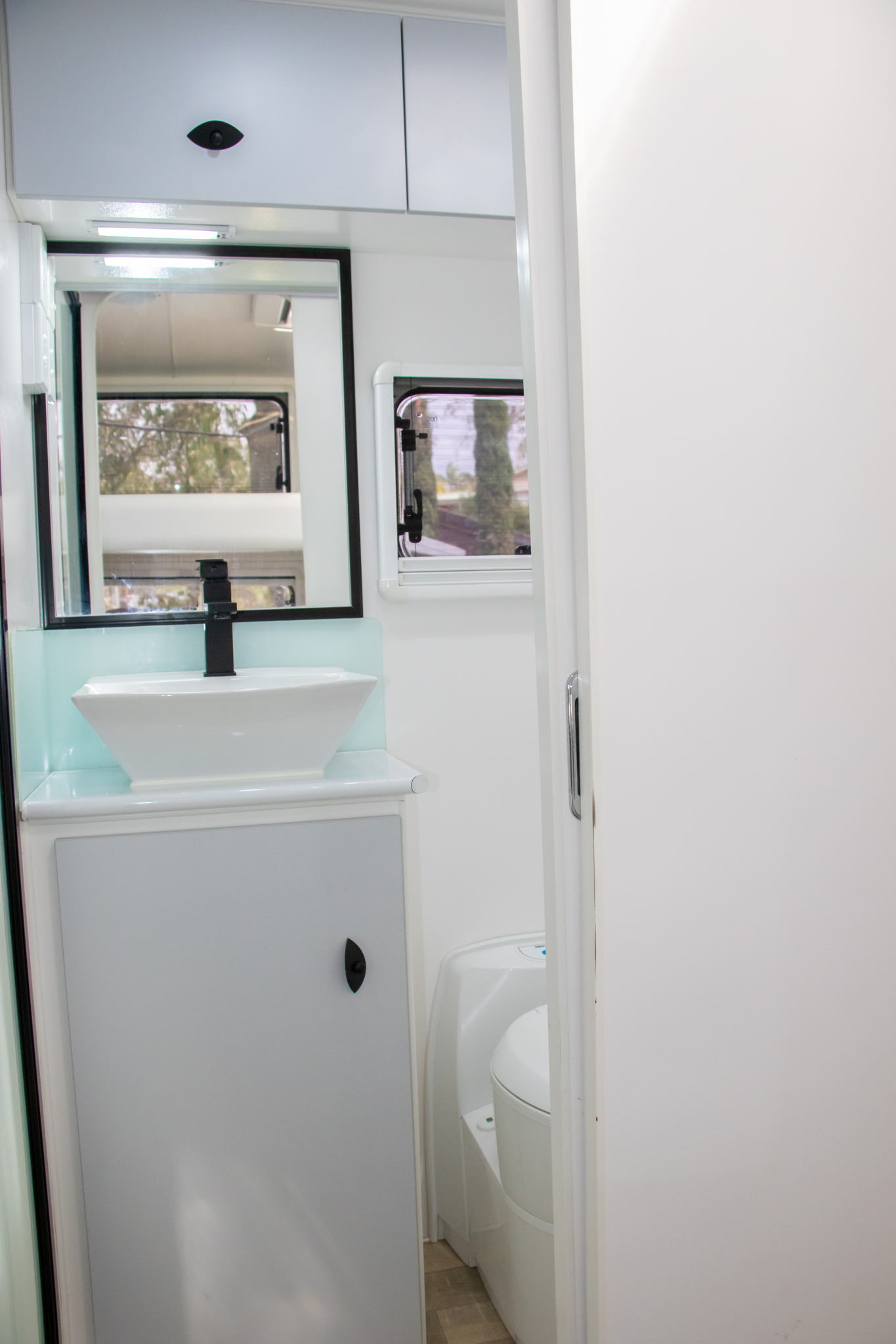 Extreme Offroad Caravan Gladiator - AUD$60,000 and Q$20,000 - Image 9