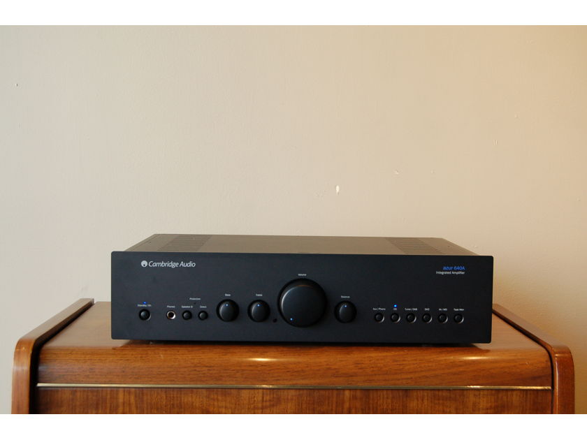 Cambridge Audio 640a Integrated Amplifier 65 WPC