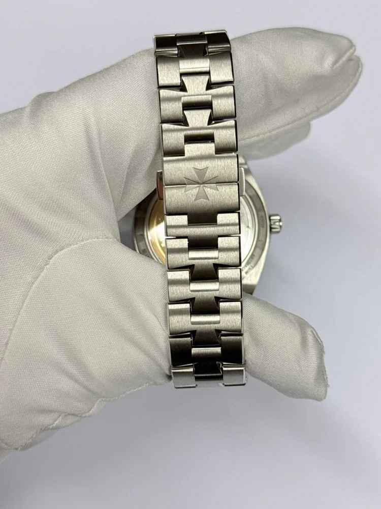 Blue Dial 4520V/210A-B128