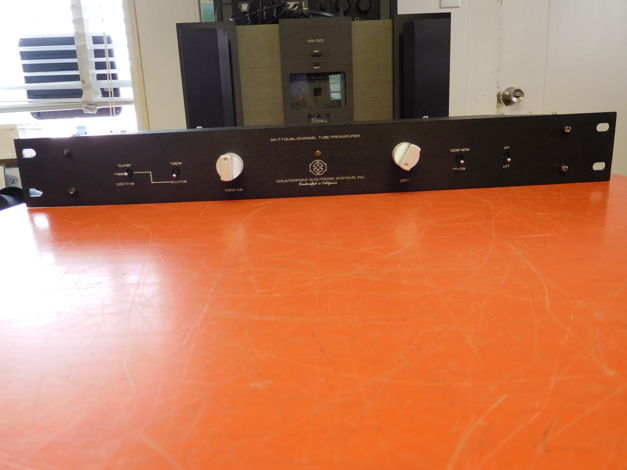 Counterpoint SA-7.1 Tube Preamp