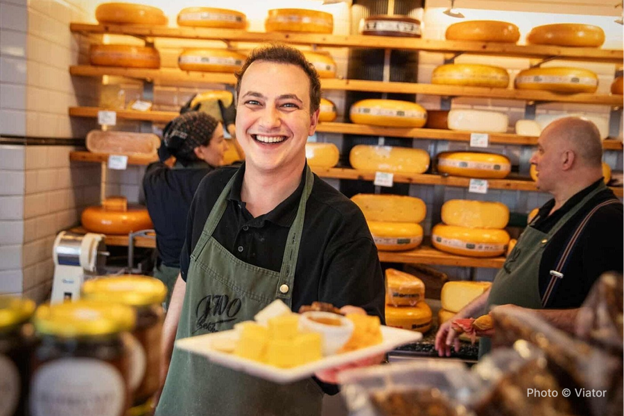 Eating Amsterdam: Food Tour and Canal Cruise - photo 2