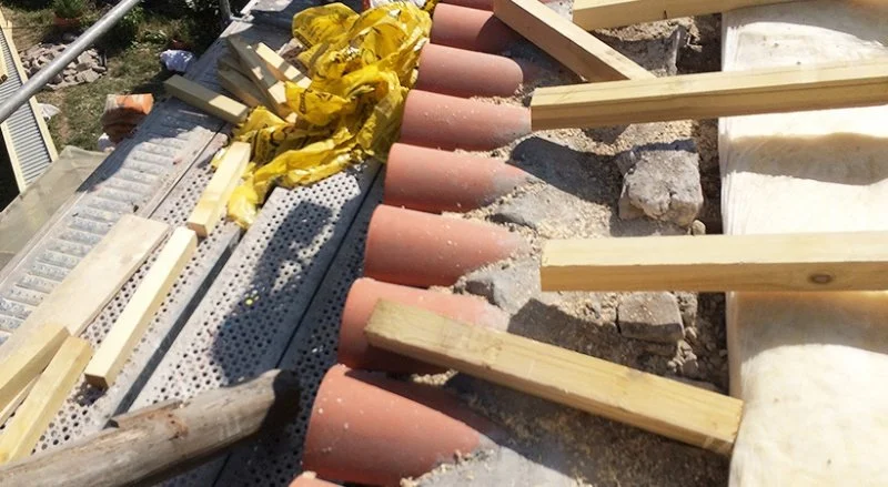 Rénovation d’une charpente traditionnelle à Menton — photo 2 sur 10 — CEG TOITURE