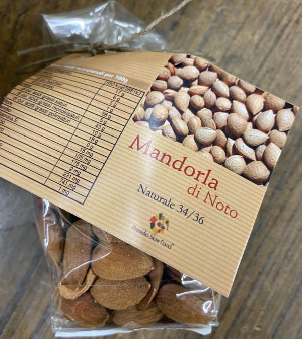 amandes-entieres-de-noto-slow-food